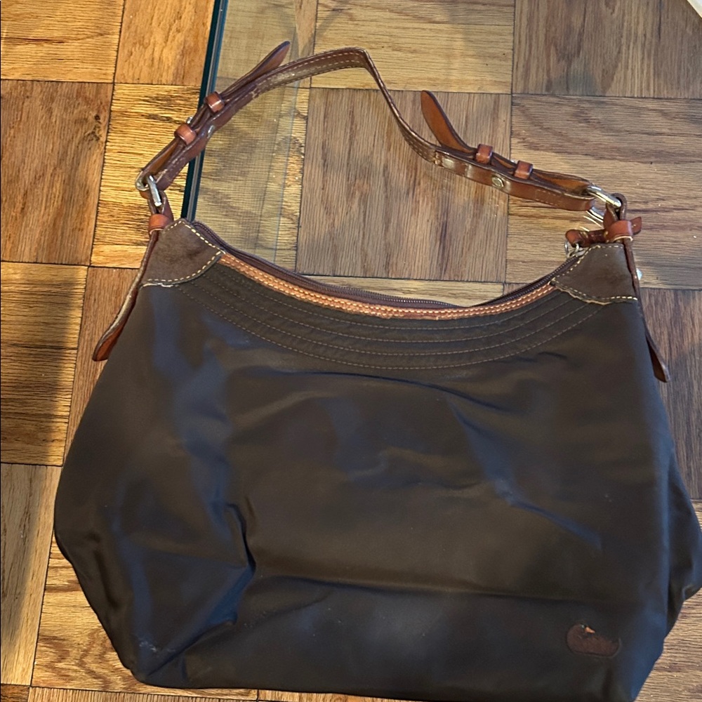 Elegant Brown Women's Shoulder Bag